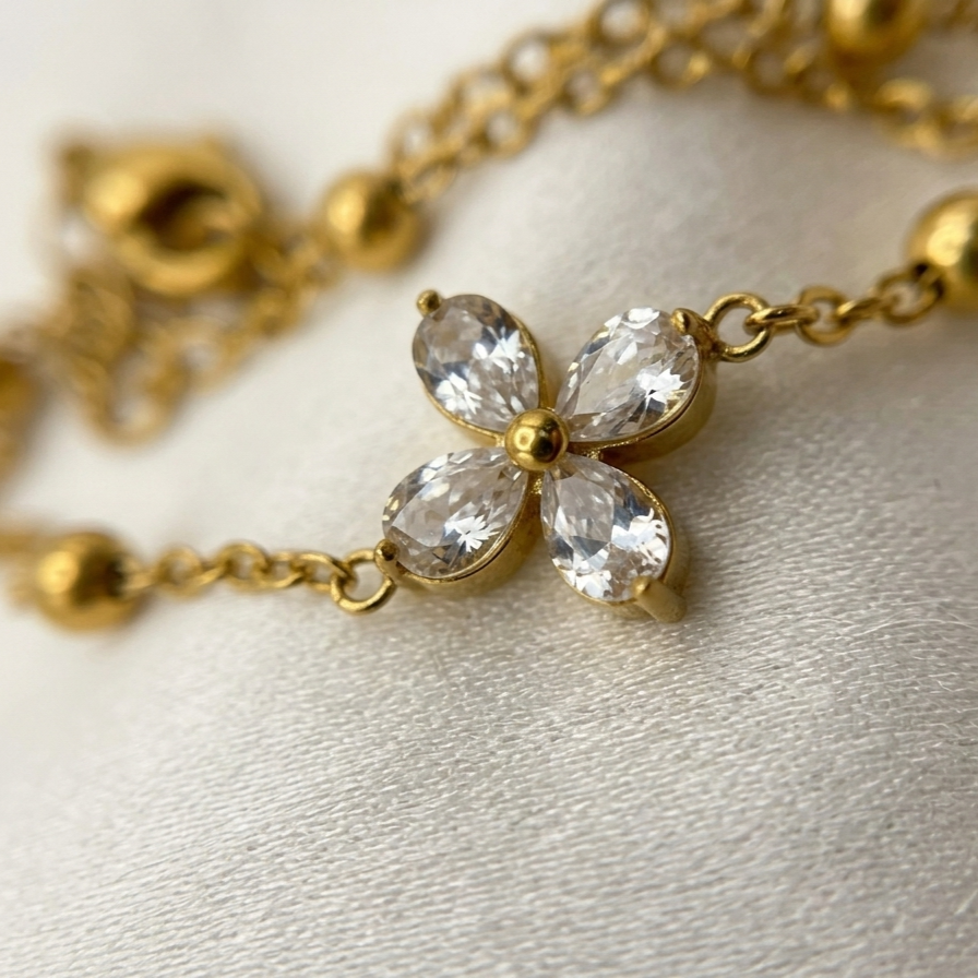 The Clover Blossom Bead Bracelet