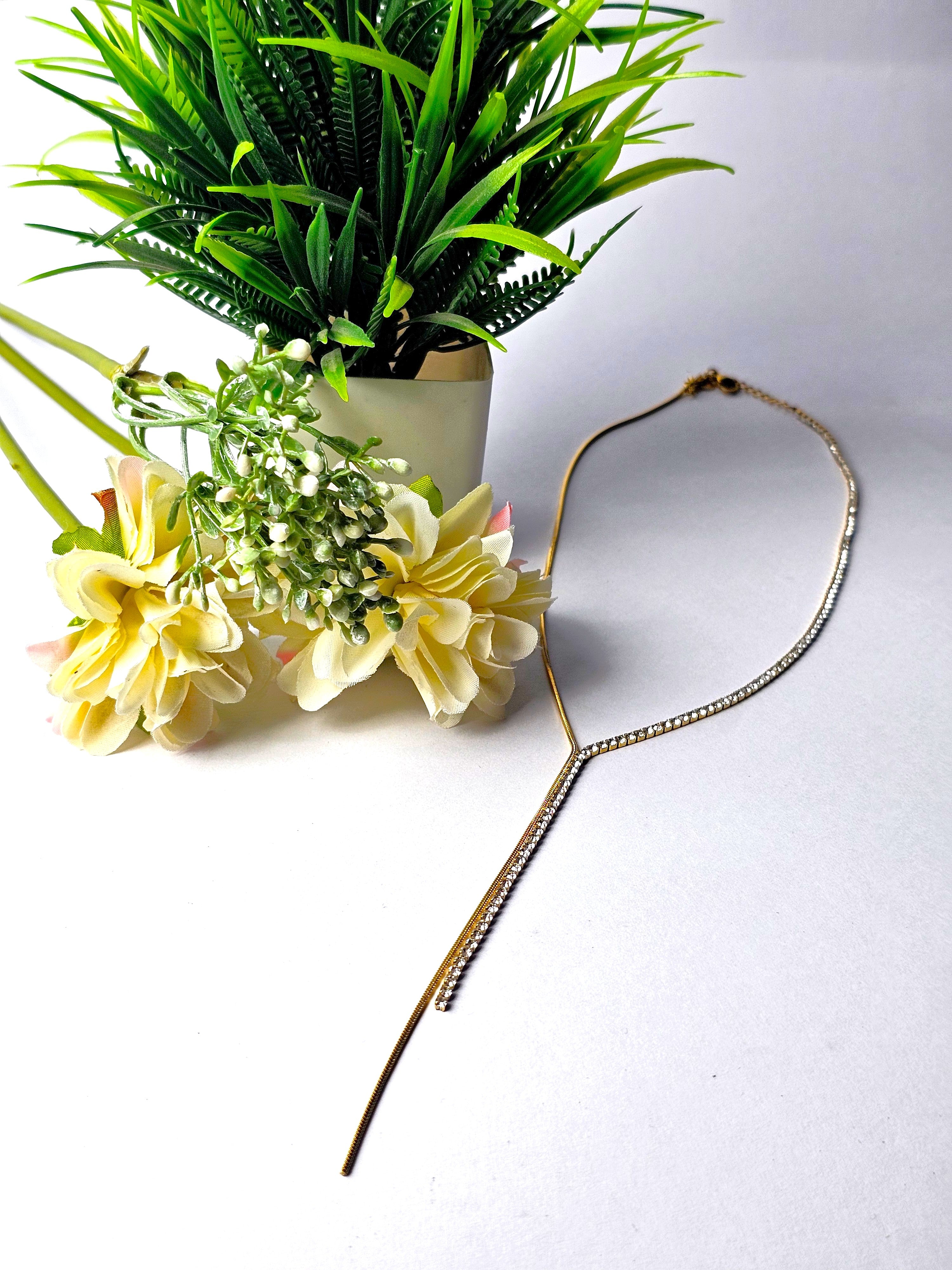 The Elara Lariat Necklace