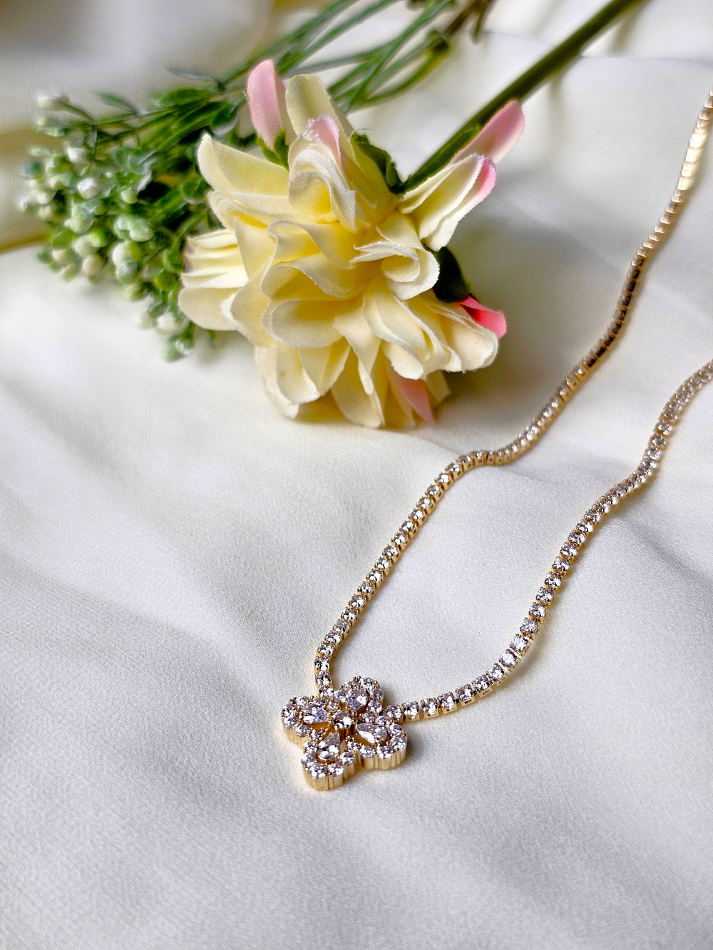The Golden Clover Tennis Necklace