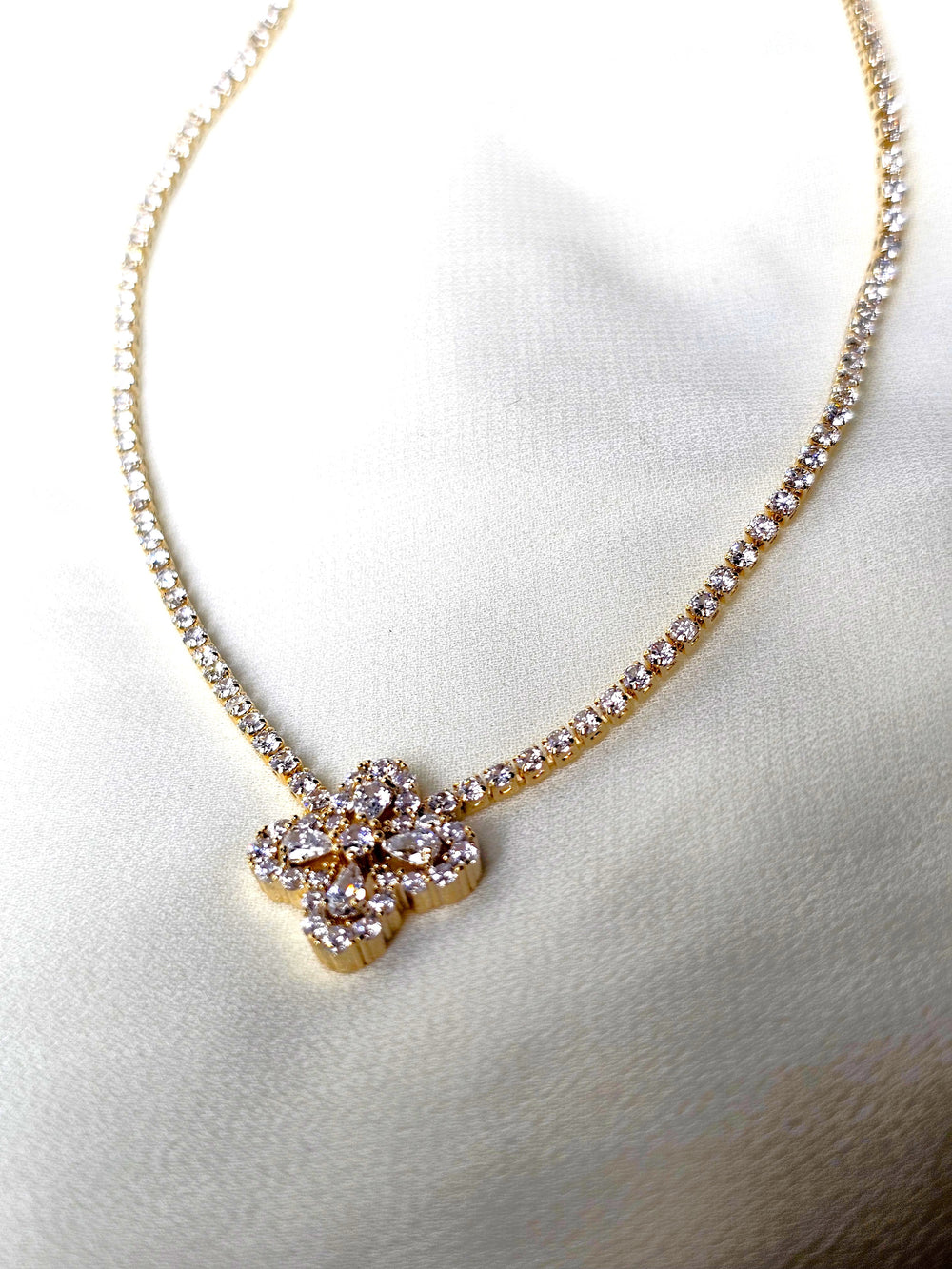 The Golden Clover Tennis Necklace