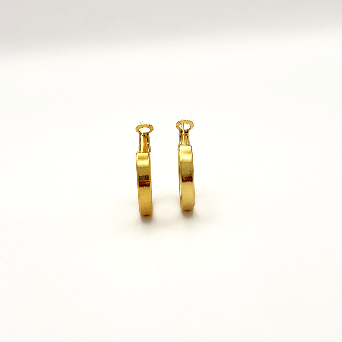 The Classic Gold Band Hoop Earrings - Small