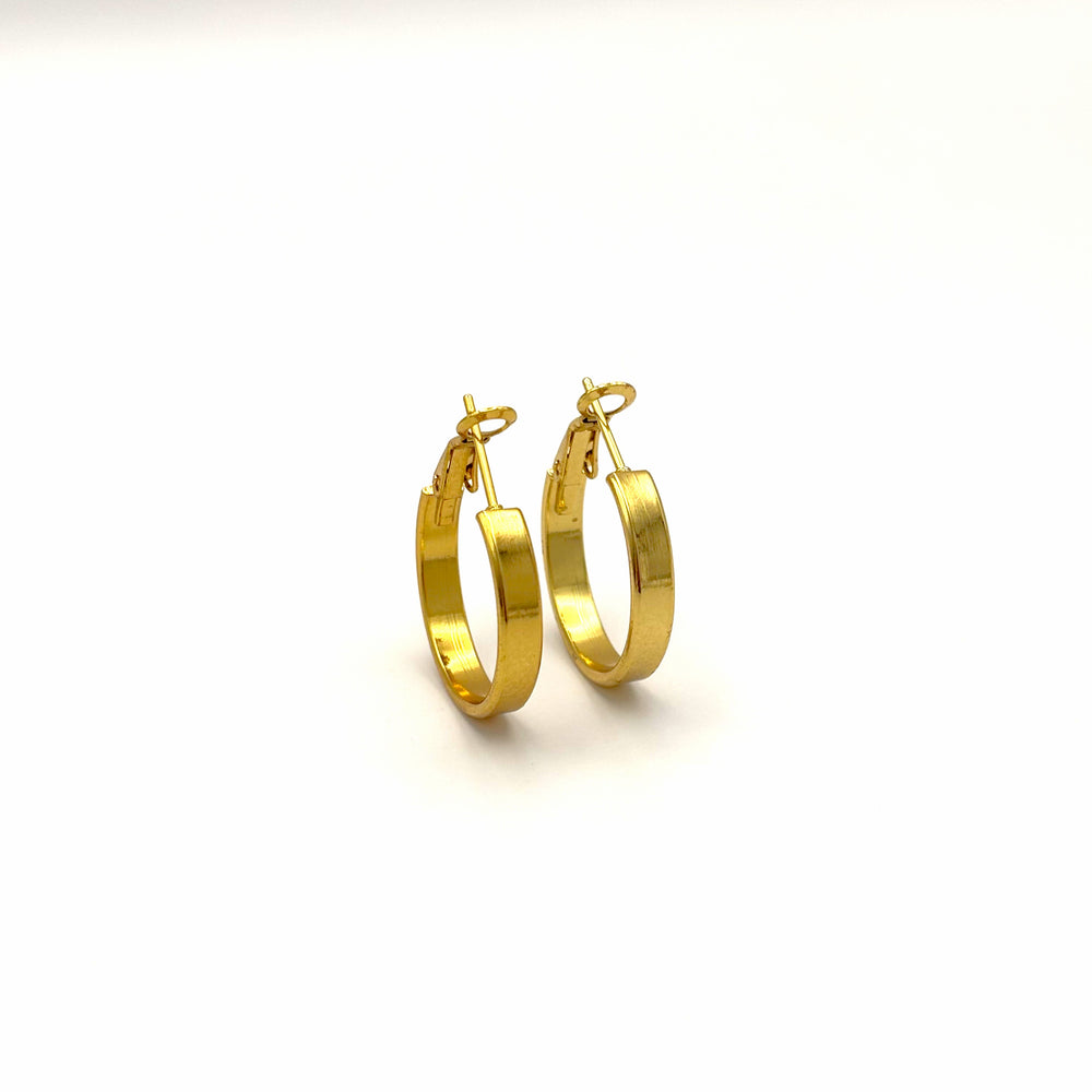 The Classic Gold Band Hoop Earrings - Small
