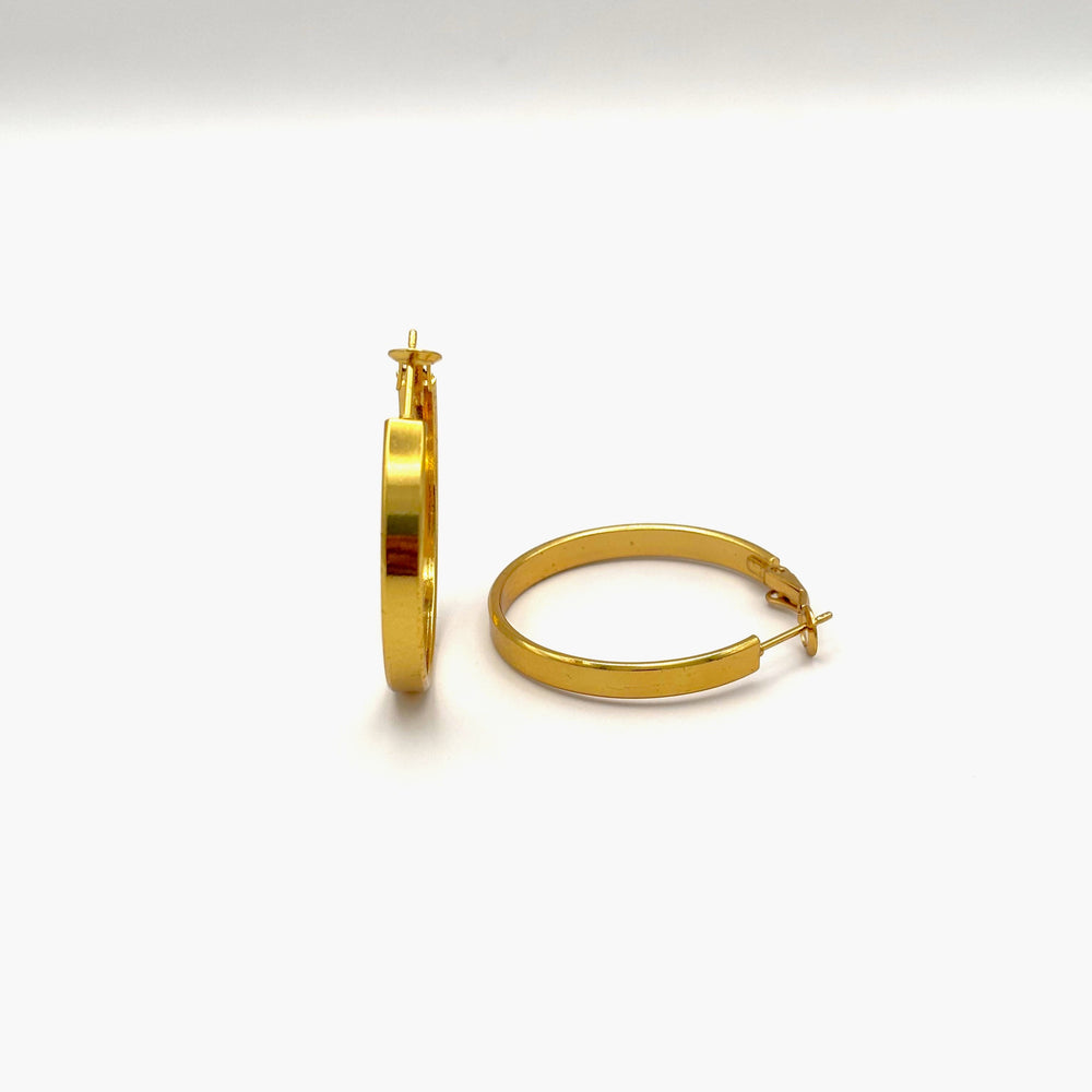The Classic Gold Band Hoop Earrings - Medium