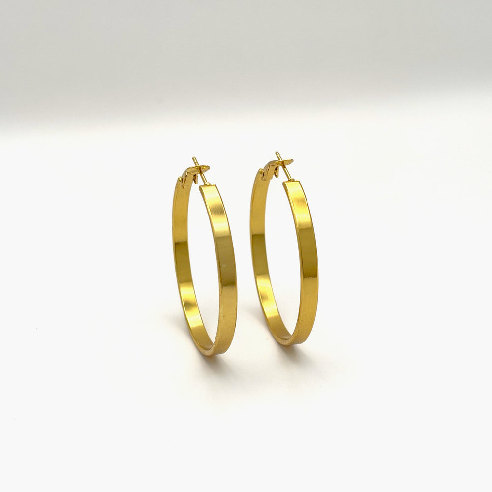 The Classic Gold Band Hoop Earrings - Large